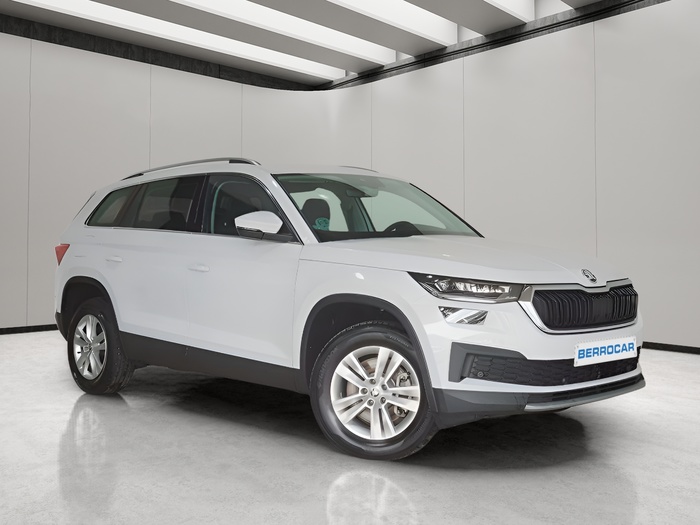 Skoda Kodiaq 2.0 TDI Ambition 4x2 DSG 110 kW (150 CV) Vehículo usado en Sevilla Skoda Kodiaq 2.0 TDI Ambition 4x2 DSG 110 kW (150 CV) Vehículo usado en Sevilla