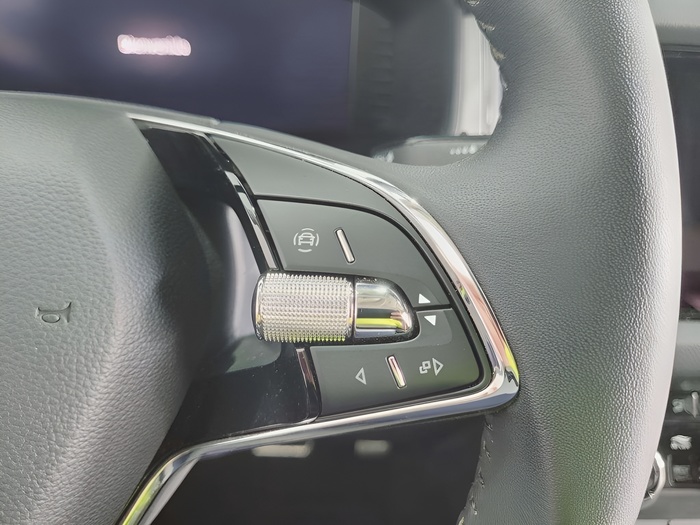 Skoda Kodiaq 2.0 TDI Ambition 4x2 DSG 110 kW (150 CV) Vehículo usado en Sevilla Skoda Kodiaq 2.0 TDI Ambition 4x2 DSG 110 kW (150 CV) Vehículo usado en Sevilla