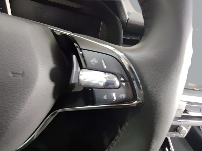 Skoda Scala 1.0 TSI Ambition 70 kW (95 CV) Vehículo usado en Sevilla Skoda Scala 1.0 TSI Ambition 70 kW (95 CV) Vehículo usado en Sevilla