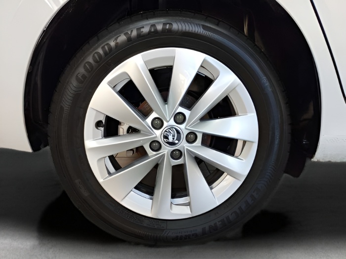 Skoda Scala 1.0 TSI Ambition 70 kW (95 CV) Vehículo usado en Sevilla Skoda Scala 1.0 TSI Ambition 70 kW (95 CV) Vehículo usado en Sevilla