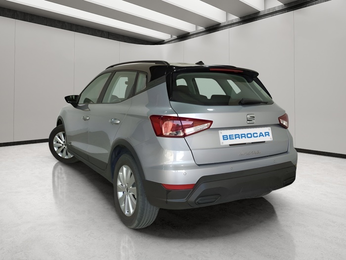 SEAT Arona 1.0 TSI Style XM DSG 81 kW (110 CV) Vehículo usado en Sevilla SEAT Arona 1.0 TSI Style XM DSG 81 kW (110 CV) Vehículo usado en Sevilla