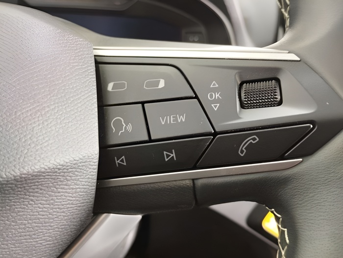 SEAT Arona 1.0 TSI Style XM DSG 81 kW (110 CV) Vehículo usado en Sevilla SEAT Arona 1.0 TSI Style XM DSG 81 kW (110 CV) Vehículo usado en Sevilla