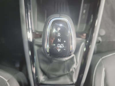 Skoda Kamiq 1.0 TSI Monte Carlo DSG 85 kW (115 CV) 16 Skoda Kamiq 1.0 TSI Monte Carlo DSG 85 kW (115 CV) 16