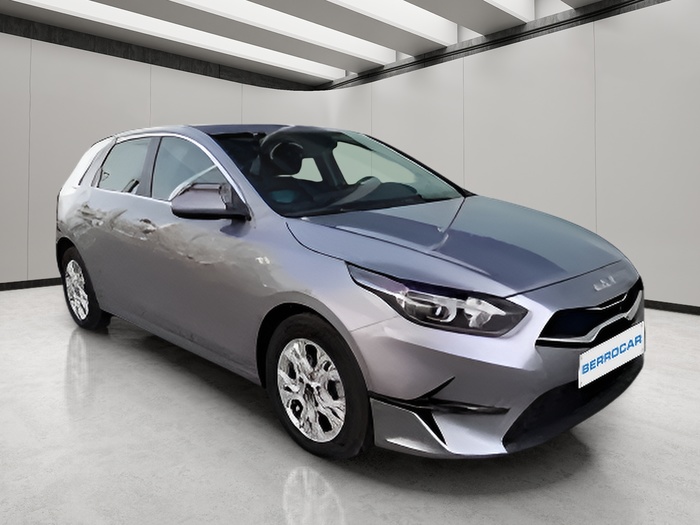 Kia Ceed 1.6 MHEV iMT Drive 100 kW (136 CV) Vehículo usado en Sevilla Kia Ceed 1.6 MHEV iMT Drive 100 kW (136 CV) Vehículo usado en Sevilla