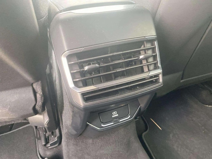 Lynk & Co 01 1.5 PHEV 192 kW (261 CV) Vehículo usado en Sevilla Lynk & Co 01 1.5 PHEV 192 kW (261 CV) Vehículo usado en Sevilla