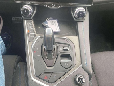 Lynk & Co 01 1.5 PHEV 192 kW (261 CV) 26 Lynk & Co 01 1.5 PHEV 192 kW (261 CV) 26