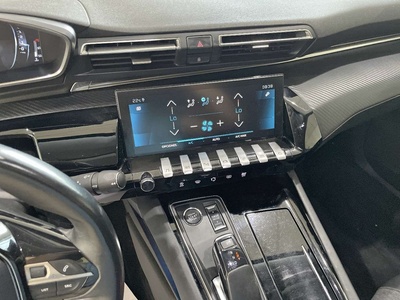 Peugeot 508 BlueHDi 130 S&S Allure EAT8 96 kW (130 CV) 16 Peugeot 508 BlueHDi 130 S&S Allure EAT8 96 kW (130 CV) 16