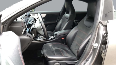 Mercedes-Benz CLA 180 100 kW (136 CV) 11 Mercedes-Benz CLA 180 100 kW (136 CV) 11