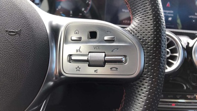Mercedes-Benz CLA 180 100 kW (136 CV) 19 Mercedes-Benz CLA 180 100 kW (136 CV) 19