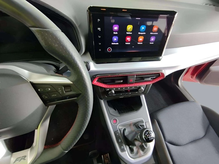 SEAT Arona 1.0 TSI FR XM 81 kW (110 CV) Vehículo usado en Sevilla SEAT Arona 1.0 TSI FR XM 81 kW (110 CV) Vehículo usado en Sevilla