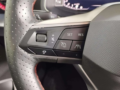 SEAT Arona 1.0 TSI FR XL RX 81 kW (110 CV) 12 SEAT Arona 1.0 TSI FR XL RX 81 kW (110 CV) 12