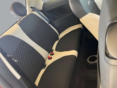 Fiat 500 1.0 Hybrid Dolcevita 51 kW (70 CV) 10 Fiat 500 1.0 Hybrid Dolcevita 51 kW (70 CV) 10