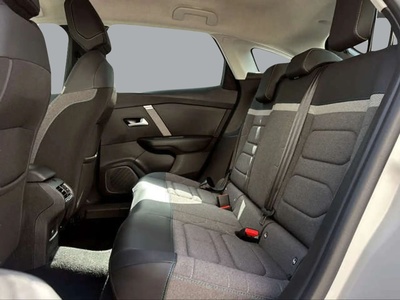 Citroen C4 PureTech 130 S&S 6v Plus 96 kW (131 CV) 8 Citroen C4 PureTech 130 S&S 6v Plus 96 kW (131 CV) 8