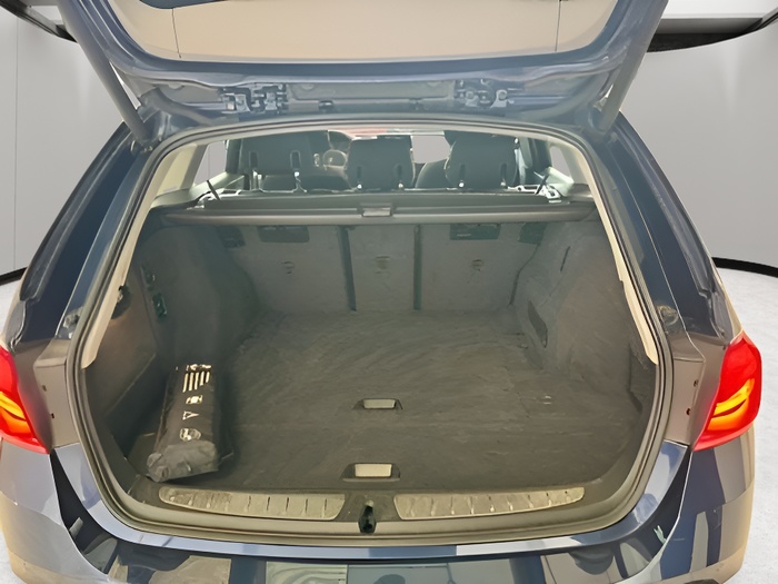 BMW Serie 3 318d Touring 110 kW (150 CV) Vehículo usado en Sevilla BMW Serie 3 318d Touring 110 kW (150 CV) Vehículo usado en Sevilla