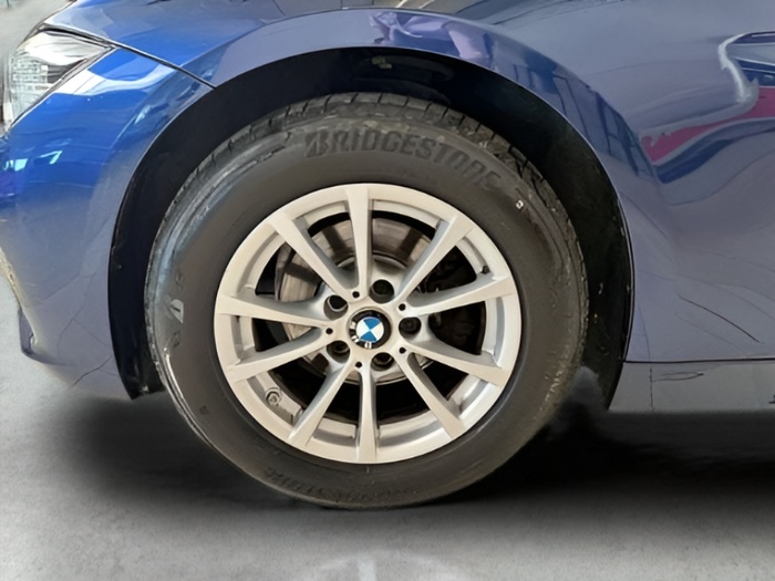 BMW Serie 3 318d Touring 110 kW (150 CV) Vehículo usado en Sevilla BMW Serie 3 318d Touring 110 kW (150 CV) Vehículo usado en Sevilla