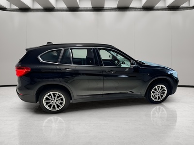 BMW X1 sDrive18d 110 kW (150 CV) 4 BMW X1 sDrive18d 110 kW (150 CV) 4