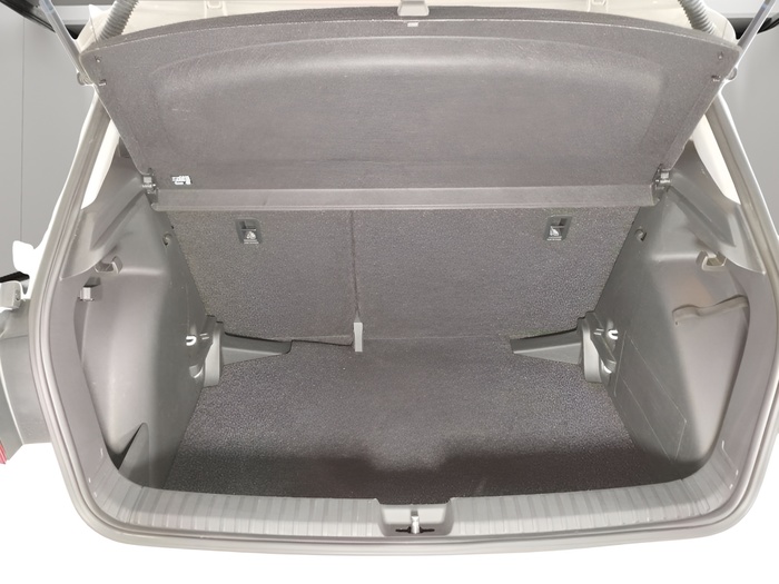 Skoda Fabia 1.0 MPI Selection 59 kW (80 CV) Vehículo usado en Sevilla Skoda Fabia 1.0 MPI Selection 59 kW (80 CV) Vehículo usado en Sevilla