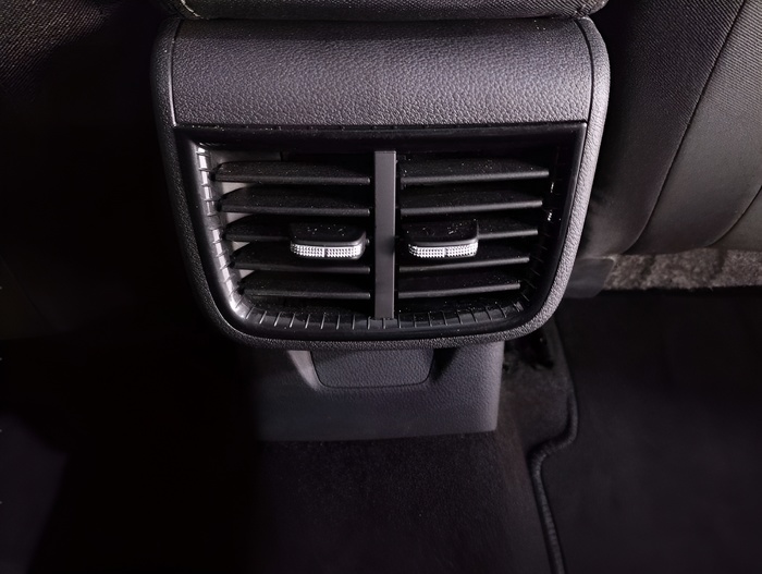 Skoda Fabia 1.0 MPI Selection 59 kW (80 CV) Vehículo usado en Sevilla Skoda Fabia 1.0 MPI Selection 59 kW (80 CV) Vehículo usado en Sevilla