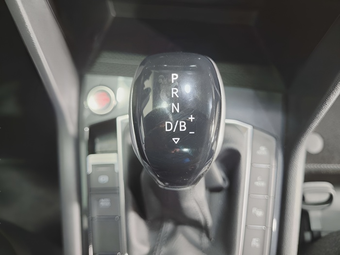 SEAT Tarraco 1.4 E-Hybrid FR Edition DSG 180 kW (245 CV) Vehículo usado en Sevilla SEAT Tarraco 1.4 E-Hybrid FR Edition DSG 180 kW (245 CV) Vehículo usado en Sevilla