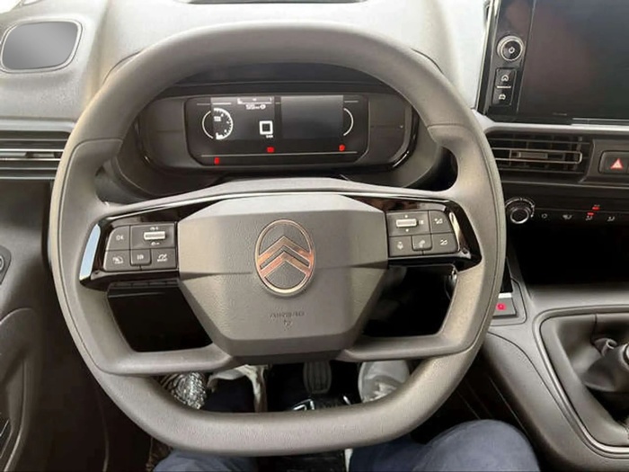 Citroen Berlingo Furgon BlueHDi 100 Talla XL 74 kW (100 CV) KM0 en Sevilla Citroen Berlingo Furgon BlueHDi 100 Talla XL 74 kW (100 CV) KM0 en Sevilla