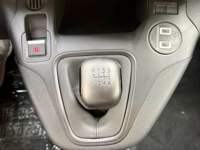 Citroen Berlingo Furgon BlueHDi 100 Talla XL 74 kW (100 CV) KM0 en Sevilla Citroen Berlingo Furgon BlueHDi 100 Talla XL 74 kW (100 CV) KM0 en Sevilla