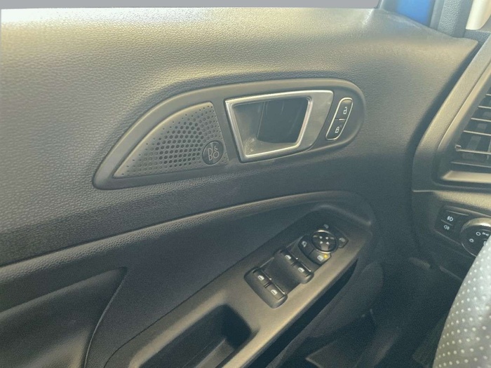 Ford EcoSport 1.0T EcoBoost S&S ST Line 92 kW (125 CV) Vehículo usado en Sevilla Ford EcoSport 1.0T EcoBoost S&S ST Line 92 kW (125 CV) Vehículo usado en Sevilla