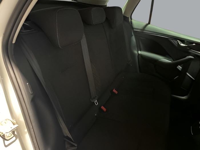 Skoda Kamiq 1.0 TSI Ambition DSG 81 kW (110 CV) Vehículo usado en Sevilla Skoda Kamiq 1.0 TSI Ambition DSG 81 kW (110 CV) Vehículo usado en Sevilla