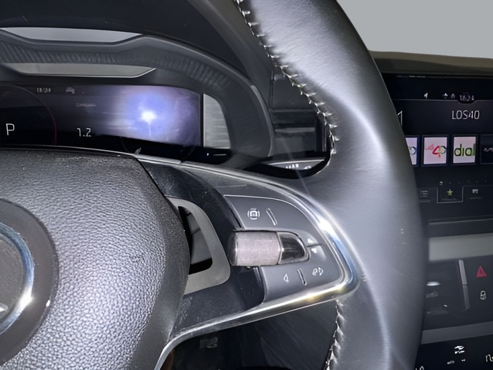 Skoda Kamiq 1.0 TSI Ambition DSG 81 kW (110 CV) Vehículo usado en Sevilla Skoda Kamiq 1.0 TSI Ambition DSG 81 kW (110 CV) Vehículo usado en Sevilla