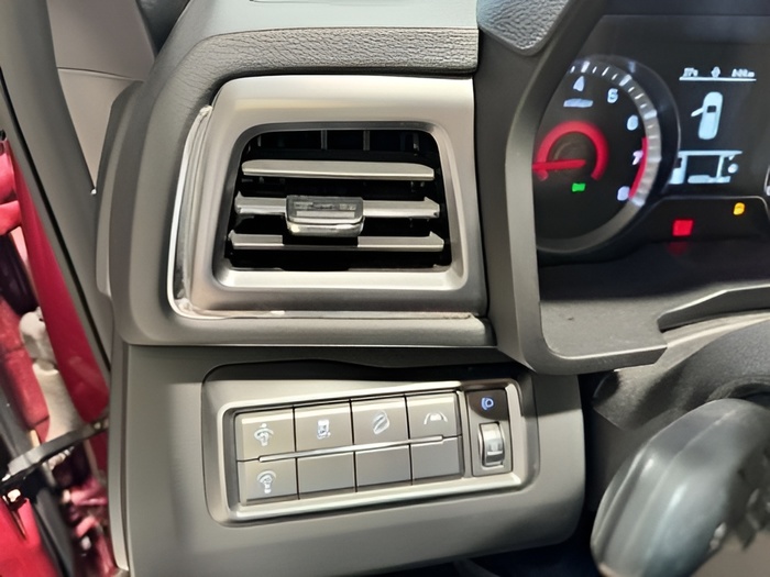 Ssangyong Tivoli 1.2 G12T Urban 94 kW (128 CV) Vehículo usado en Sevilla Ssangyong Tivoli 1.2 G12T Urban 94 kW (128 CV) Vehículo usado en Sevilla