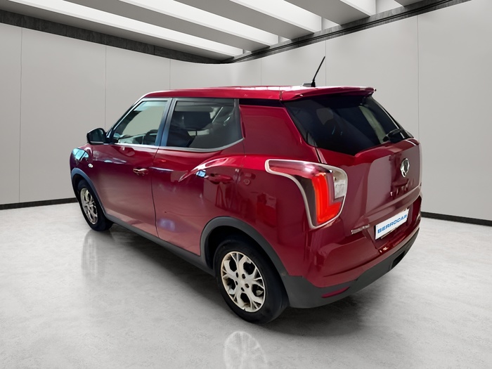 Ssangyong Tivoli 1.2 G12T Urban 94 kW (128 CV) Vehículo usado en Sevilla Ssangyong Tivoli 1.2 G12T Urban 94 kW (128 CV) Vehículo usado en Sevilla