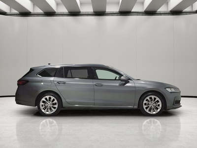 Skoda Superb Combi 2.0 TDI Selection DSG 110 kW (150 CV) 4 Skoda Superb Combi 2.0 TDI Selection DSG 110 kW (150 CV) 4