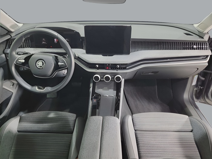 Skoda Superb Combi 2.0 TDI Selection DSG 110 kW (150 CV) Vehículo usado en Sevilla Skoda Superb Combi 2.0 TDI Selection DSG 110 kW (150 CV) Vehículo usado en Sevilla