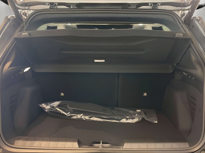 Jeep Avenger 1.2 eHybrid Upland 4xe 100 kW (136 CV) KM0 en Sevilla Jeep Avenger 1.2 eHybrid Upland 4xe 100 kW (136 CV) KM0 en Sevilla