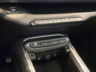 Jeep Avenger 1.2 eHybrid Upland 4xe 100 kW (136 CV) 23 Jeep Avenger 1.2 eHybrid Upland 4xe 100 kW (136 CV) 23