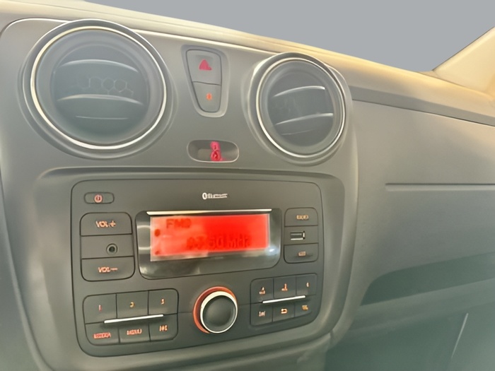 Dacia Lodgy 1.6 Essential 75 kW (102 CV) Vehículo usado en Sevilla Dacia Lodgy 1.6 Essential 75 kW (102 CV) Vehículo usado en Sevilla