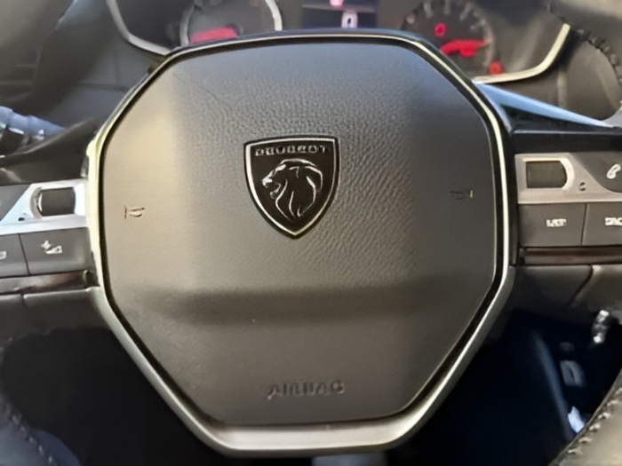 Peugeot 208 PureTech 100 Active 75 kW (100 CV) Vehículo usado en Sevilla Peugeot 208 PureTech 100 Active 75 kW (100 CV) Vehículo usado en Sevilla