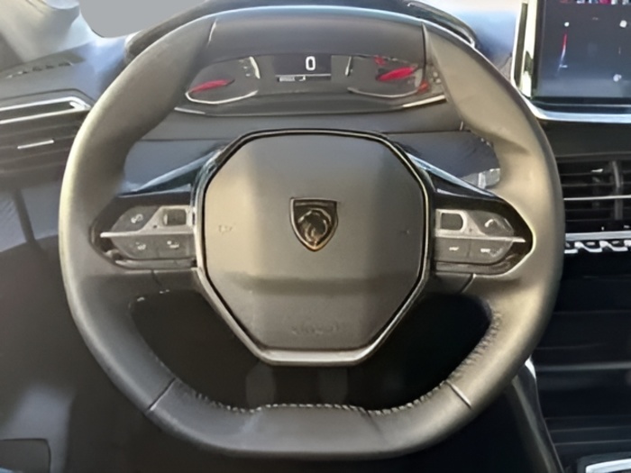 Peugeot 208 PureTech 100 Active 75 kW (100 CV) Vehículo usado en Sevilla Peugeot 208 PureTech 100 Active 75 kW (100 CV) Vehículo usado en Sevilla