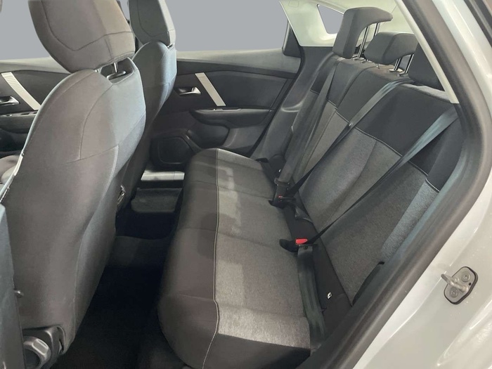 Citroen C4 X PureTech 100 S&S 6v You 75 kW (102 CV) Vehículo usado en Sevilla Citroen C4 X PureTech 100 S&S 6v You 75 kW (102 CV) Vehículo usado en Sevilla