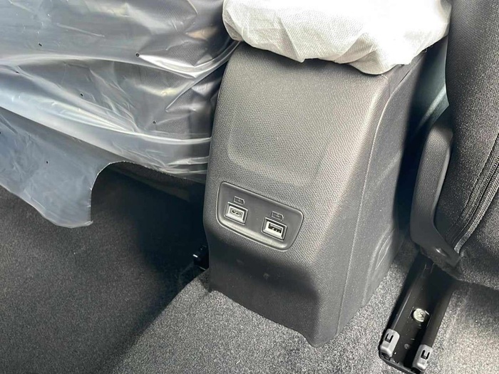 Peugeot 2008 PureTech 100 S&S Allure 75 kW (100 CV) Vehículo usado en Sevilla Peugeot 2008 PureTech 100 S&S Allure 75 kW (100 CV) Vehículo usado en Sevilla