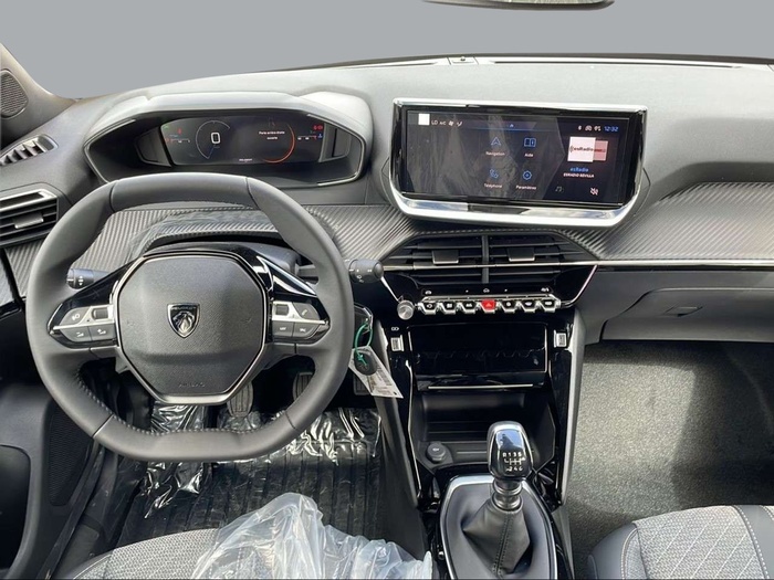 Peugeot 2008 PureTech 100 S&S Allure 75 kW (100 CV) Vehículo usado en Sevilla Peugeot 2008 PureTech 100 S&S Allure 75 kW (100 CV) Vehículo usado en Sevilla