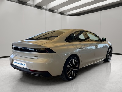 Peugeot 508 BlueHDi 130 S&S GT EAT8 96 kW (130 CV) 5 Peugeot 508 BlueHDi 130 S&S GT EAT8 96 kW (130 CV) 5