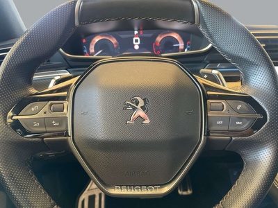 Peugeot 508 BlueHDi 130 S&S GT EAT8 96 kW (130 CV) 14 Peugeot 508 BlueHDi 130 S&S GT EAT8 96 kW (130 CV) 14