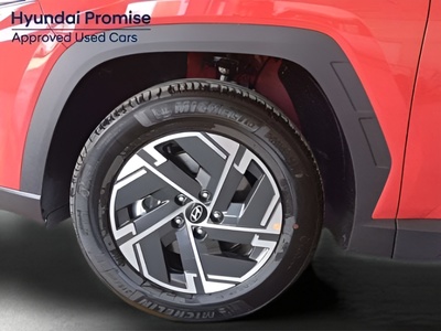 Hyundai Tucson 1.6 TGDI PHEV Maxx 4X4 Auto 195 kW (265 CV) 9 Hyundai Tucson 1.6 TGDI PHEV Maxx 4X4 Auto 195 kW (265 CV) 9