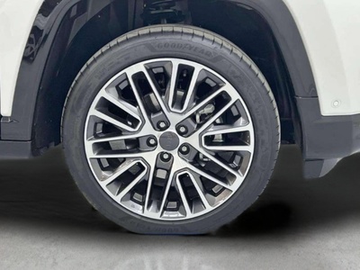 Jeep Compass 1.5 MHEV eHybrid Altitude DCT 96 kW (130 CV) 11 Jeep Compass 1.5 MHEV eHybrid Altitude DCT 96 kW (130 CV) 11