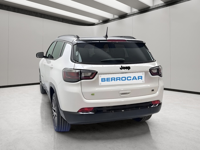 Jeep Compass 1.5 MHEV eHybrid Altitude DCT 96 kW (130 CV) Vehículo usado en Sevilla Jeep Compass 1.5 MHEV eHybrid Altitude DCT 96 kW (130 CV) Vehículo usado en Sevilla