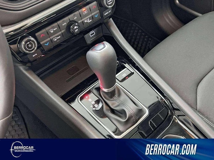 Jeep Compass 1.5 MHEV eHybrid Altitude DCT 96 kW (130 CV) Vehículo usado en Sevilla Jeep Compass 1.5 MHEV eHybrid Altitude DCT 96 kW (130 CV) Vehículo usado en Sevilla