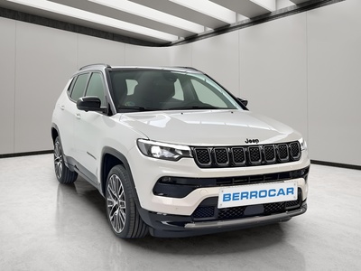 Jeep Compass 1.5 MHEV eHybrid Altitude DCT 96 kW (130 CV) 3 Jeep Compass 1.5 MHEV eHybrid Altitude DCT 96 kW (130 CV) 3