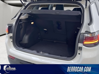 Jeep Compass 1.5 MHEV eHybrid Altitude DCT 96 kW (130 CV) 8 Jeep Compass 1.5 MHEV eHybrid Altitude DCT 96 kW (130 CV) 8