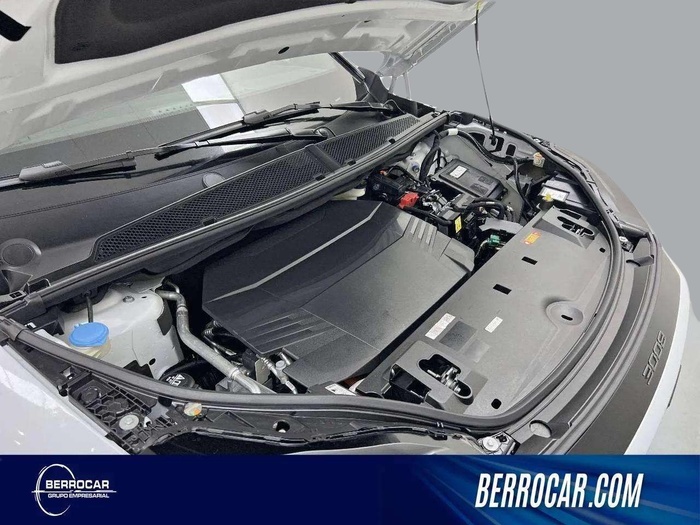 Peugeot e-3008 Eléctrico GT 157 kW (214 CV) Vehículo usado en Sevilla Peugeot e-3008 Eléctrico GT 157 kW (214 CV) Vehículo usado en Sevilla