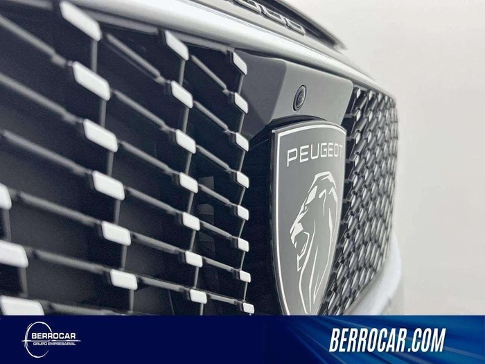 Peugeot e-3008 Eléctrico GT 157 kW (214 CV) Vehículo usado en Sevilla Peugeot e-3008 Eléctrico GT 157 kW (214 CV) Vehículo usado en Sevilla